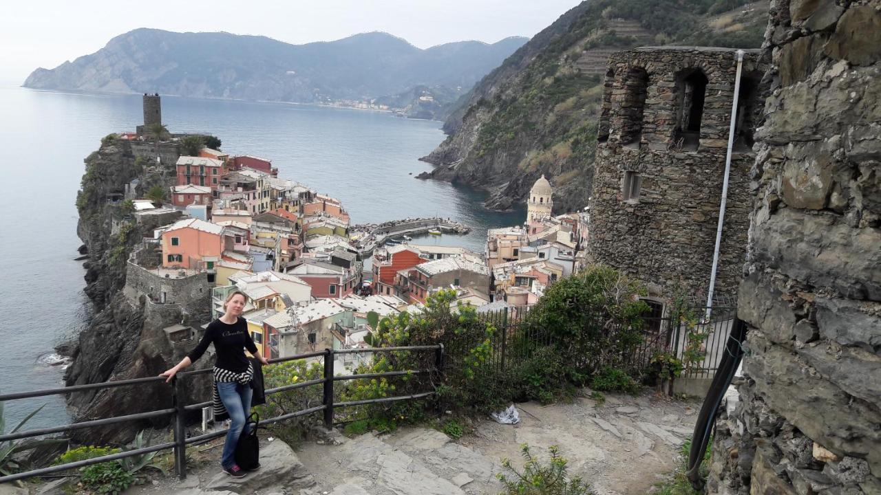 Mansard Apart Alba - Sea 5 Terre-Trekking-Excursions-Relax Сан Теренцо Екстериор снимка